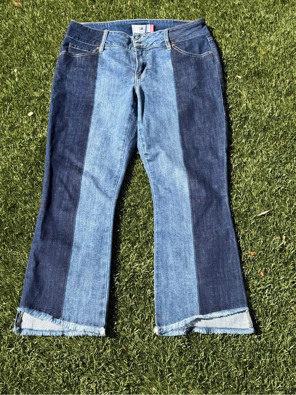 Cabi Hi Low Crop Jeans sz 8 Two Tone Blue